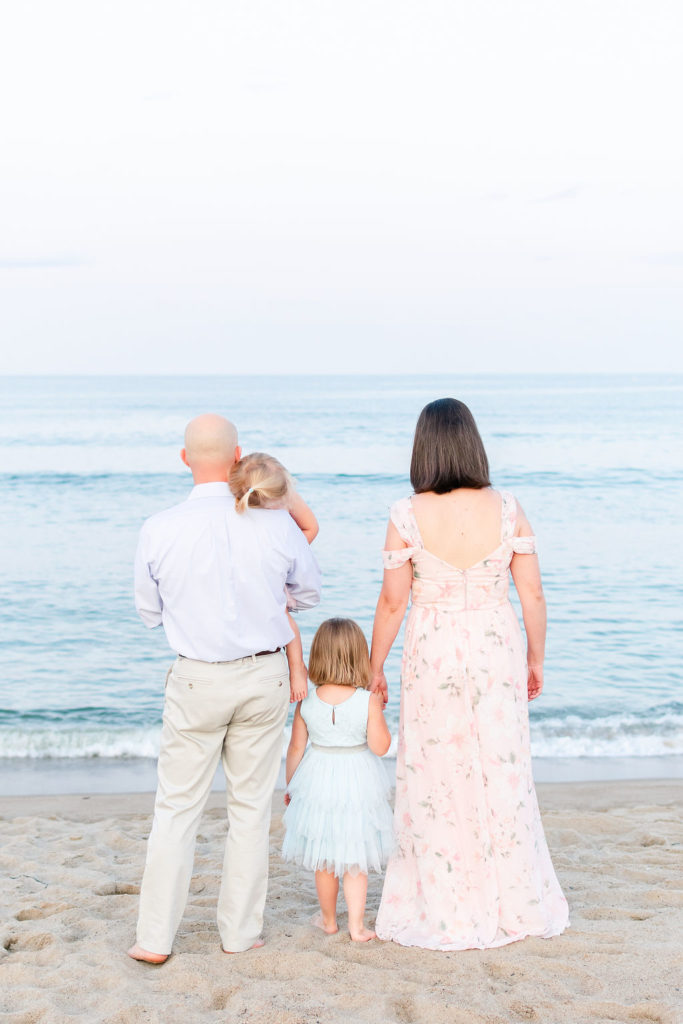 Canton, CT Family Photographer | Beach Family Session | Sharon Leger Photography