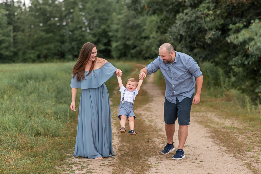 Sunset family field session in Simsbury, CT || Sharon Leger Photography