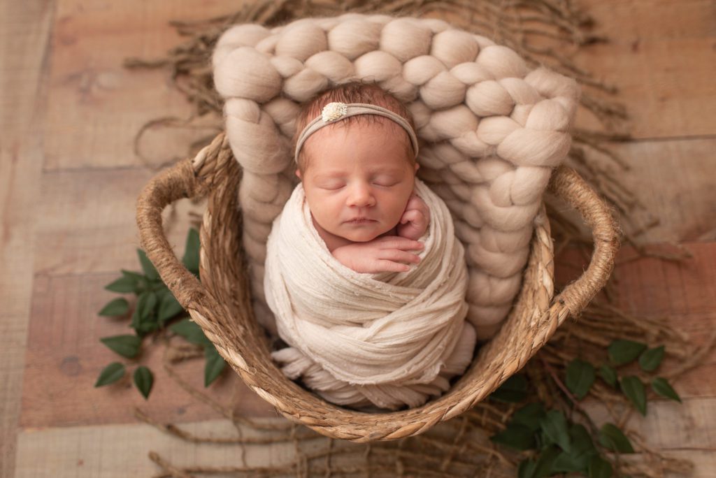 Connecticut Newborn Photographer | Sharon Leger Photography | Newborn and Family Photographer | Canton, CT