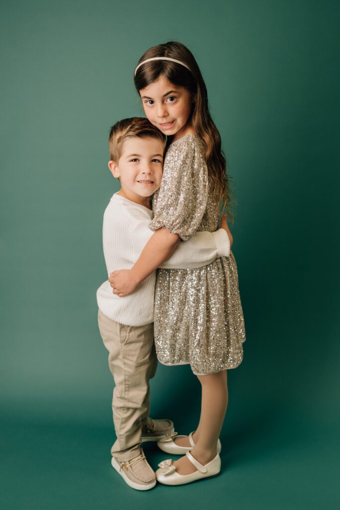 CT Holiday Studio Mini Sessions 2024 | Sharon Leger Photography | Canton, Connecticut