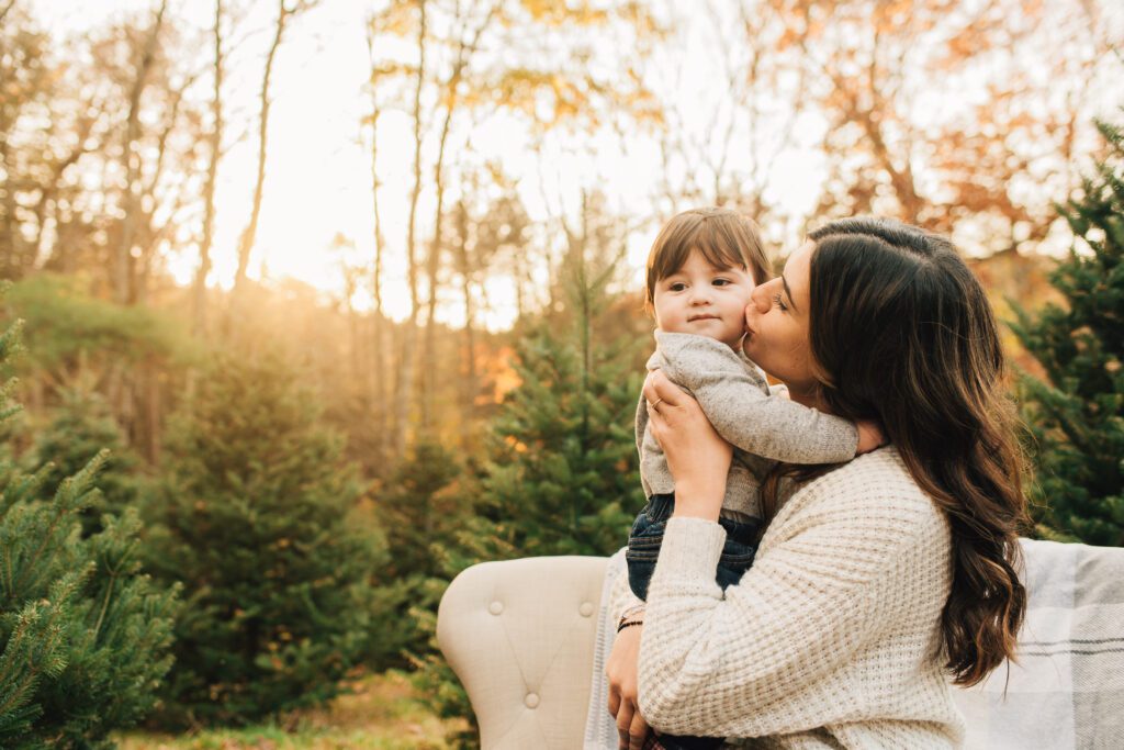 Christmas Tree Farm Mini Sessions 2024 | Canton, Connecticut Family Photographer