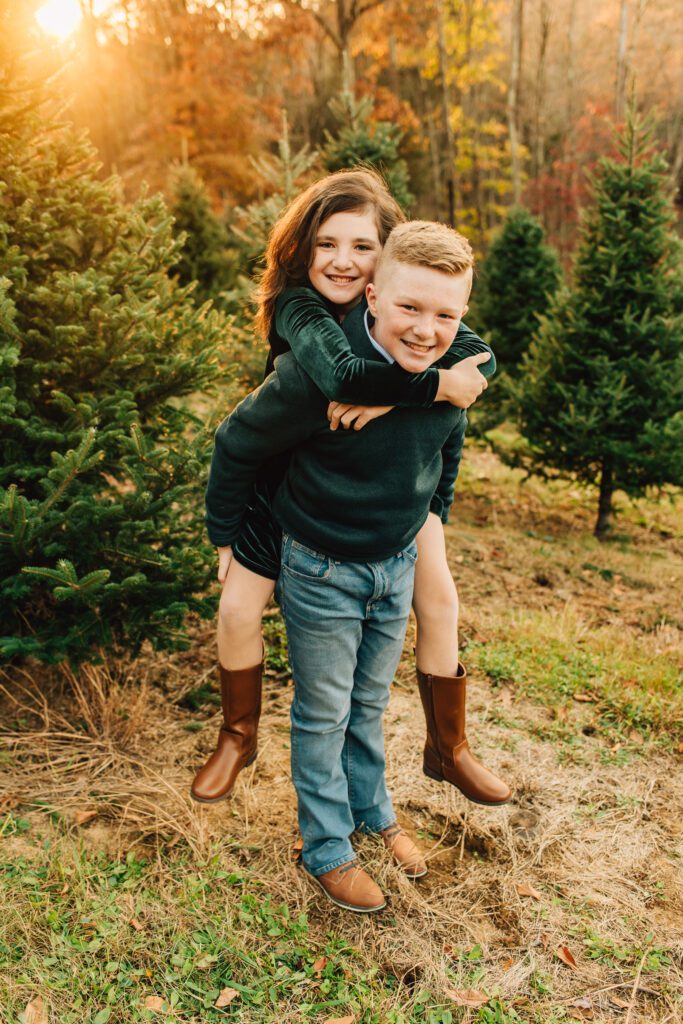 Christmas Tree Farm Mini Sessions 2024 | Canton, Connecticut Family Photographer