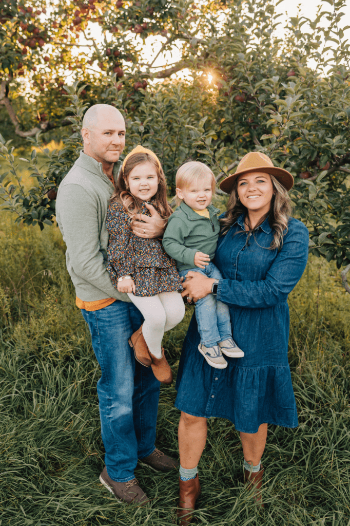 Fall Orchard Family Session | Canton, CT