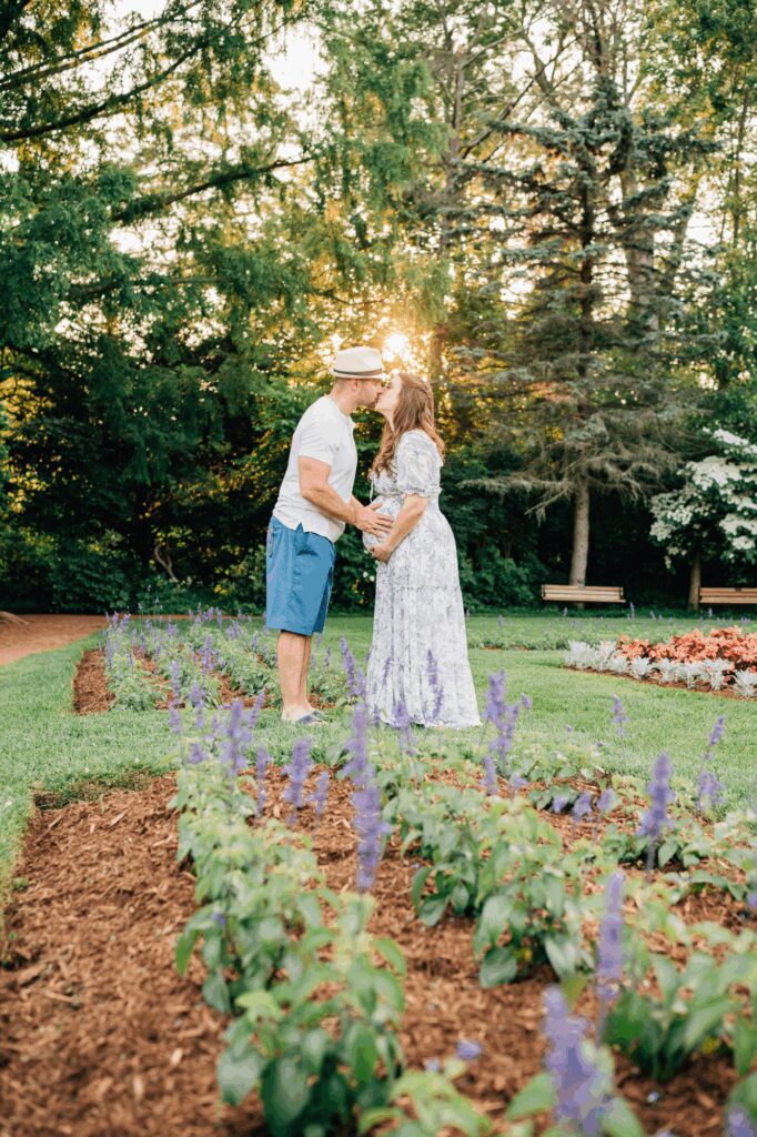 Spring Maternity Photos at Elizabeth Park | Connecticut Maternity Photographer